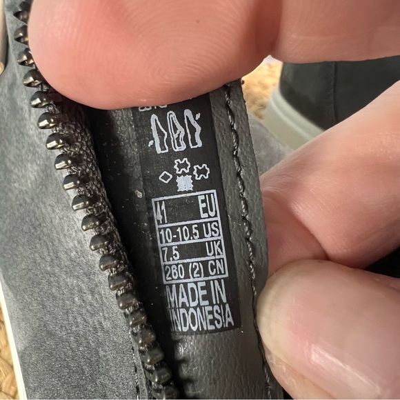 ECCO Soft 7 Nubuck Zip Bootie Women's Sneakers Size 10-10.5 Euro 41 Grey NWOB - Picture 15 of 15